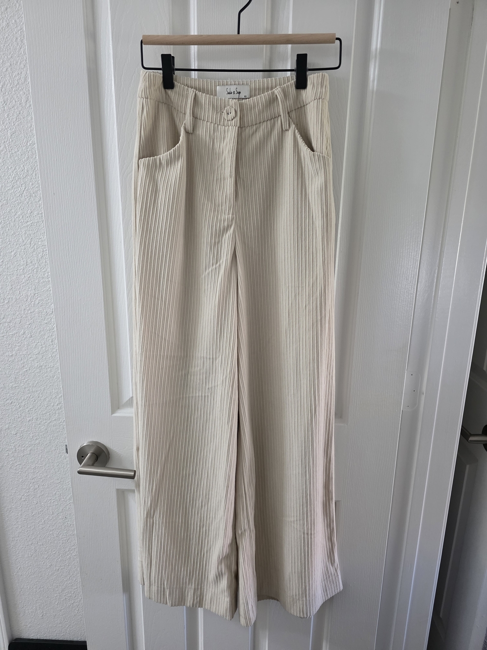 Wide Leg Cream Pants